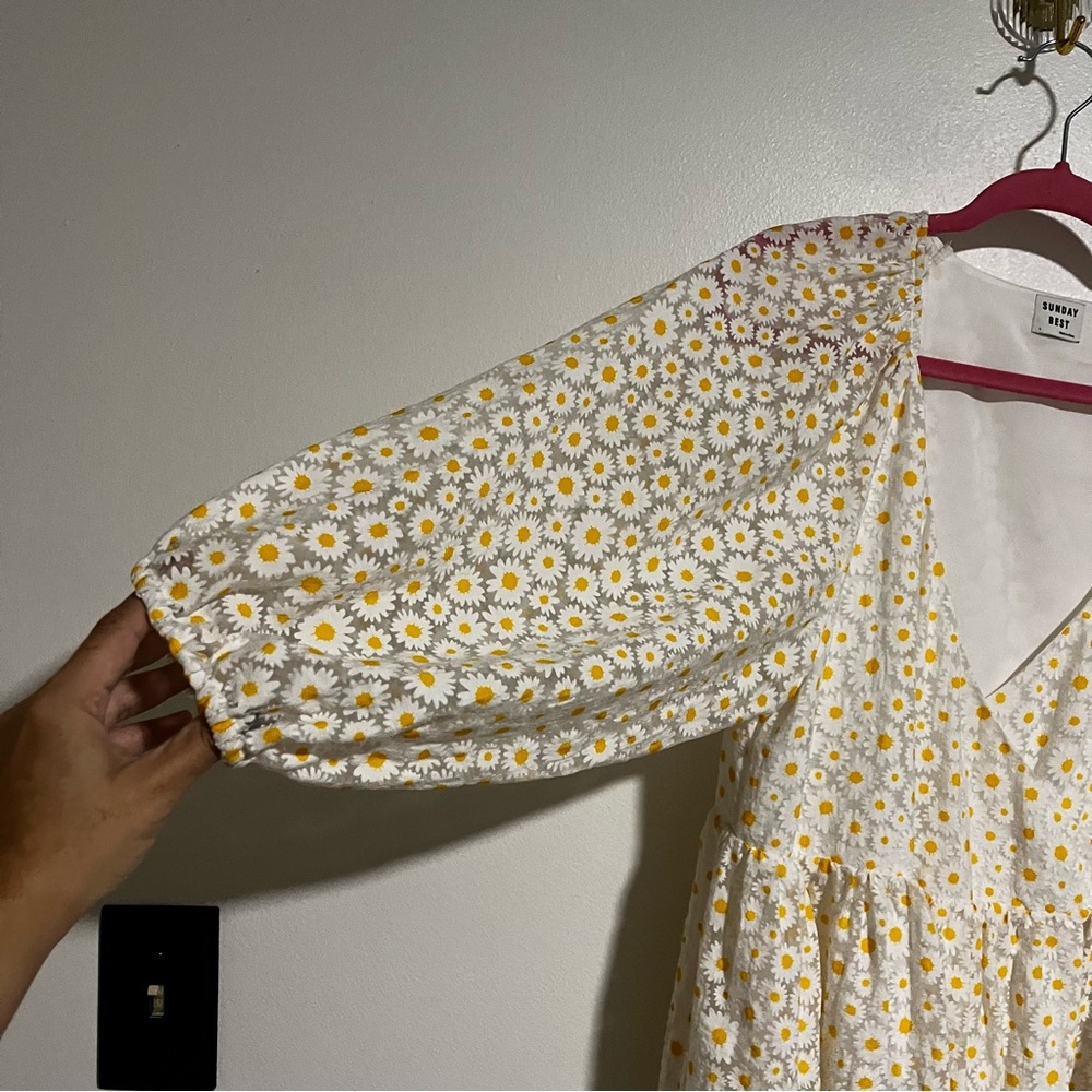 Aritzia Sunday Best Bonita Daisy print yellow white babydoll dress Large - Picture 7 of 10